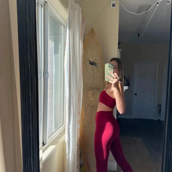 Gymshark red yoga pants XS 2 4 workout tights LIKE NEW - Picture 2 of 3